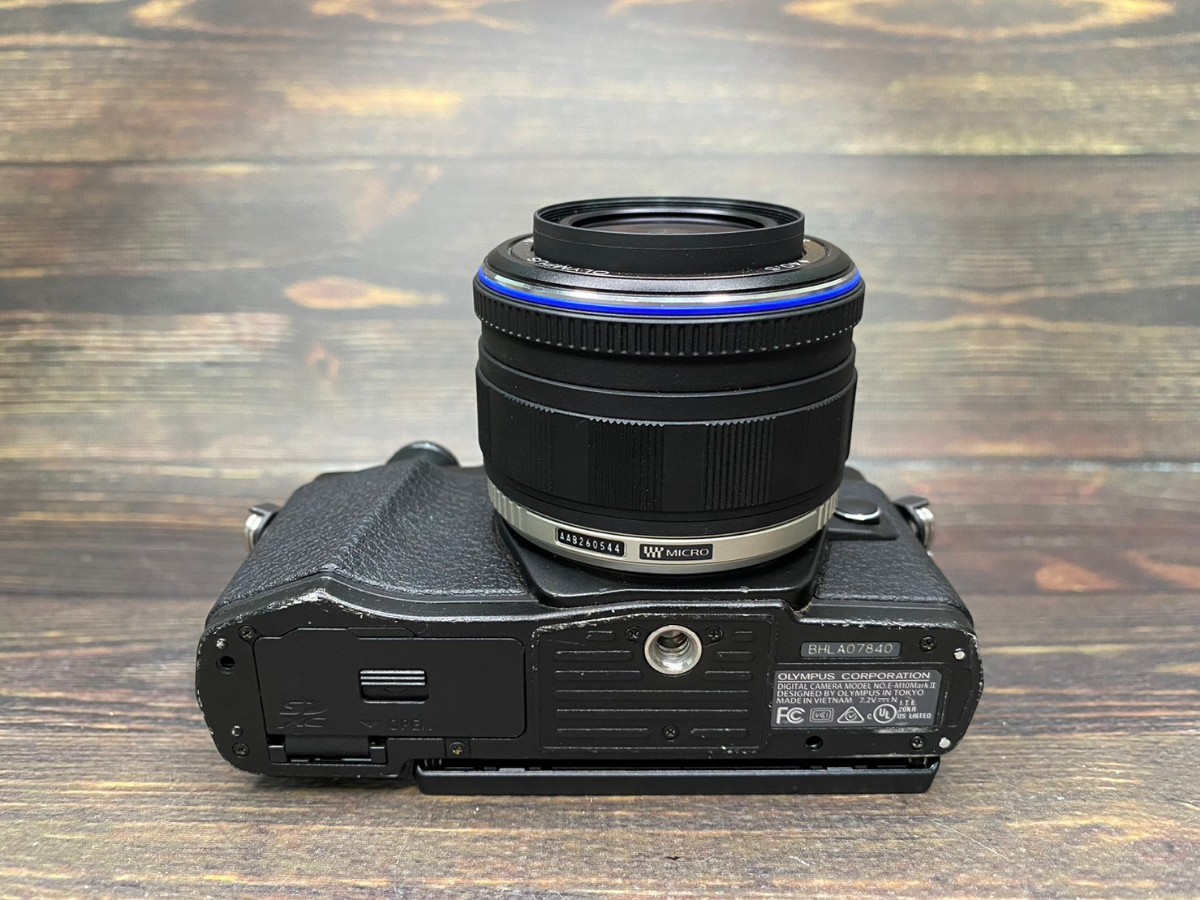 OLYMPUS オリンパス OM-D E-M10 Mark II レンズキット ミラーレス一眼 
