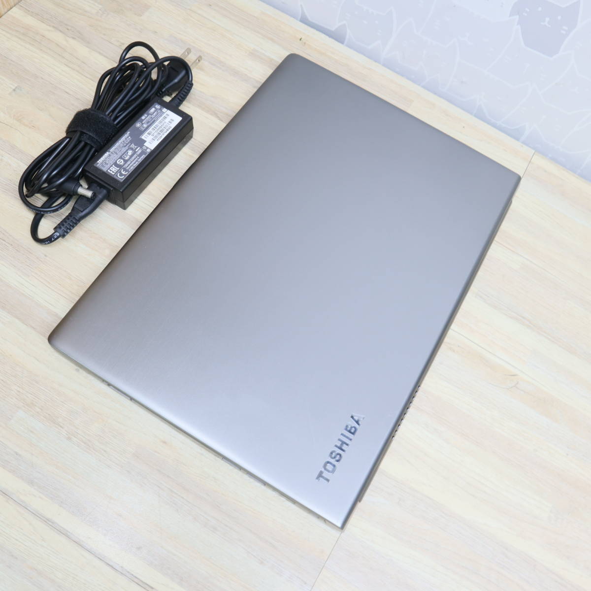 ★美品 高性能8世代4コアi5！M.2 SSD256GB メモリ8GB★R63/M Core i5-8250U Webカメラ Win11 MS Office2019 Home&Business★P60450