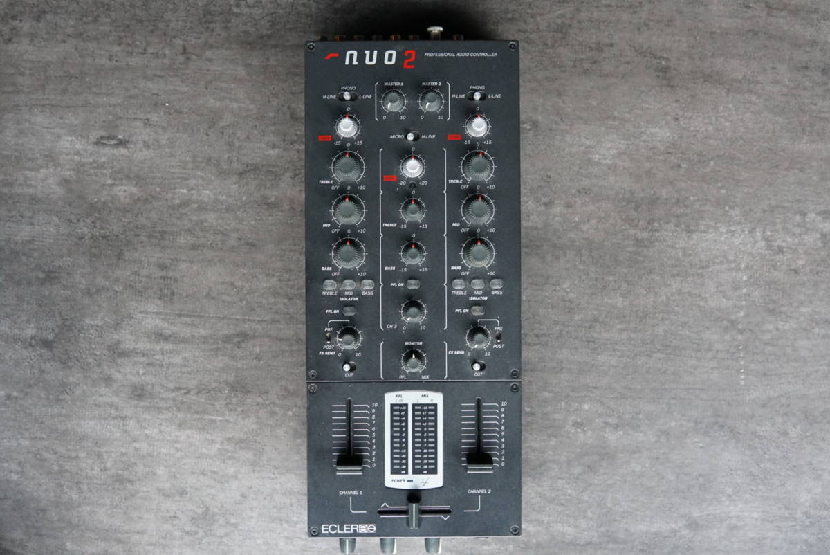 大人気，低価】 ECLER エクラー DJミキサー NUO2 中古品 動作良好