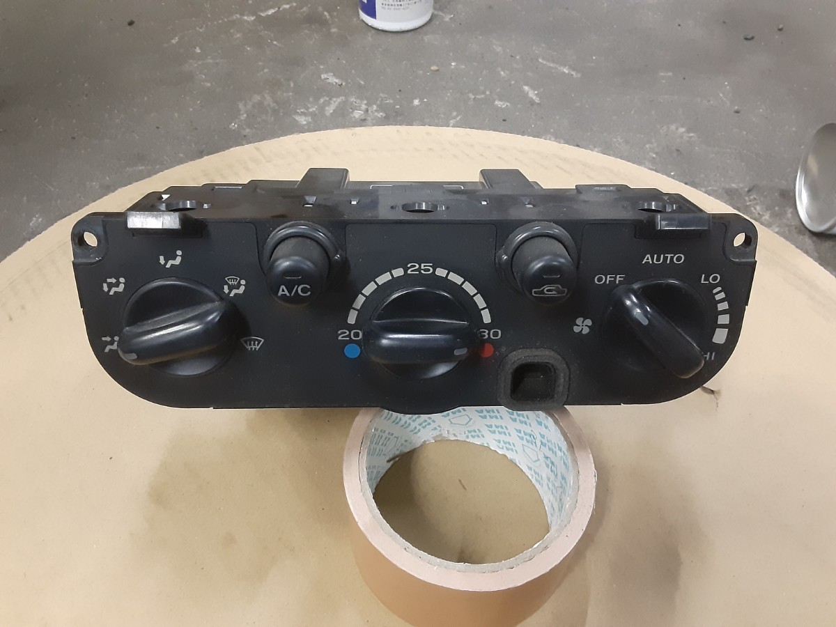 GC8 スバル インプレッサ WRX STi エアコン スイッチ 操作ユニット