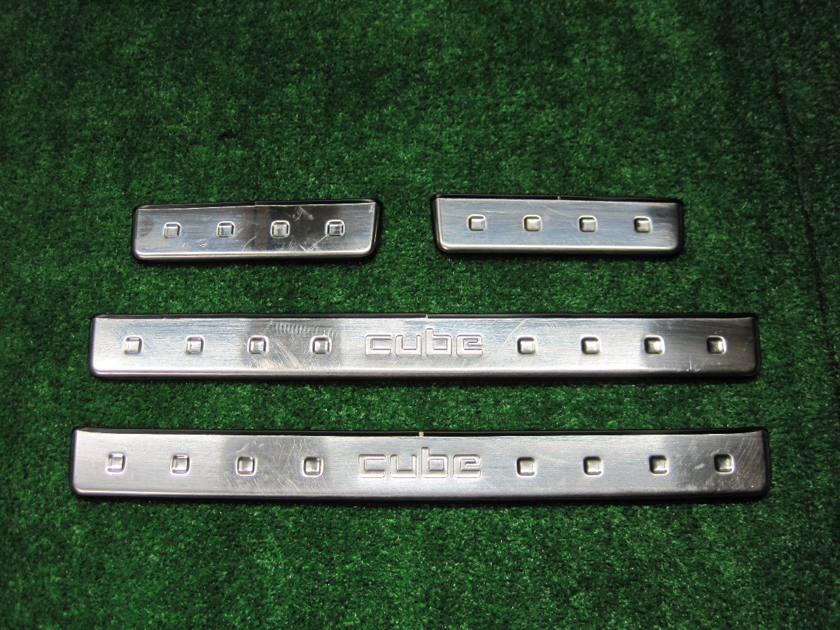 Z11　BNZ11　キューブ　スカッフプレート