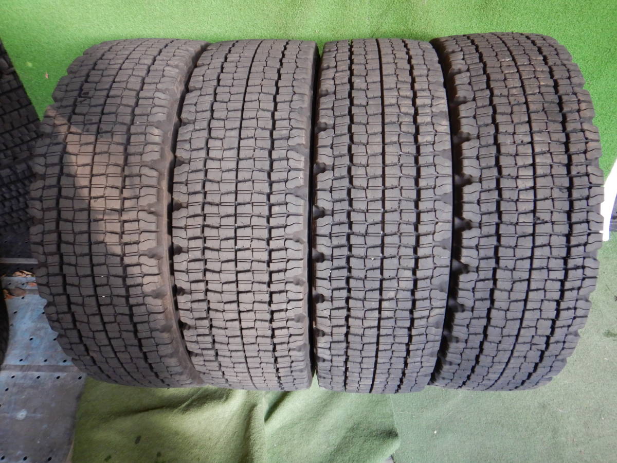 ★BS W970 スタッドレス★225/70R19.5 130/128J 残り溝:11.4mm以上 傷、汚れ、片べり等あり 2022年製 4本 MADE IN JAPAN