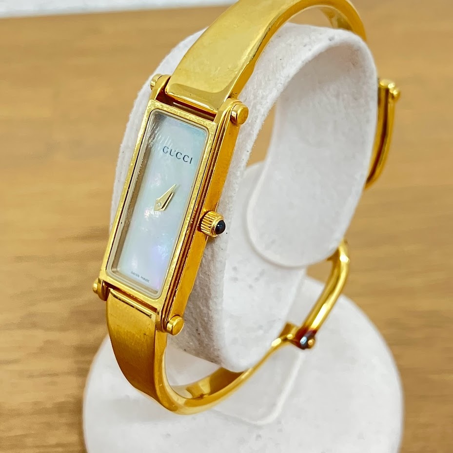 GUCCI グッチ グッチ GUCCI 腕時計 バングルウォッチ ホワイトシェル