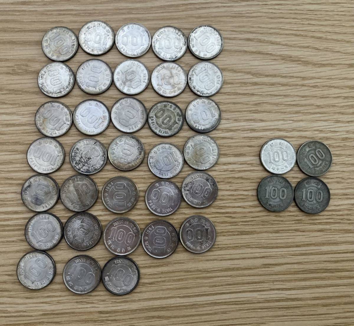 東京オリンピック 記念硬貨 100円銀貨 稲穂 銀貨幣 100円銀貨 44枚 記念