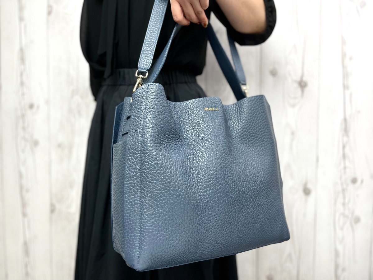 FURLA CAPRICCIO S トートバッグ FURLA(フルラ) ⁄ ショルダー FURLA CAPRICCIO S トートバッグ FURLA(フルラ) ⁄ ショルダー