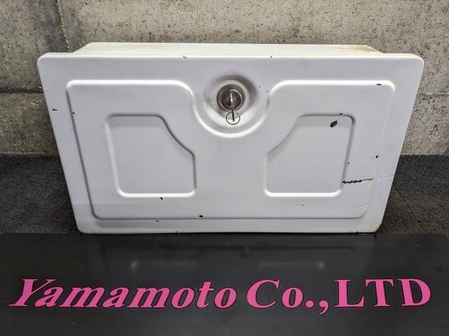  Ｄ ミツビシ 三菱 ミニキャブトラック U61T/U62T 純正オプション 工具箱 ツールボックス カギ付き(サイド)｜売買されたオークション情報、yahooの商品情報をアーカイブ公開 - オークファン 三菱用