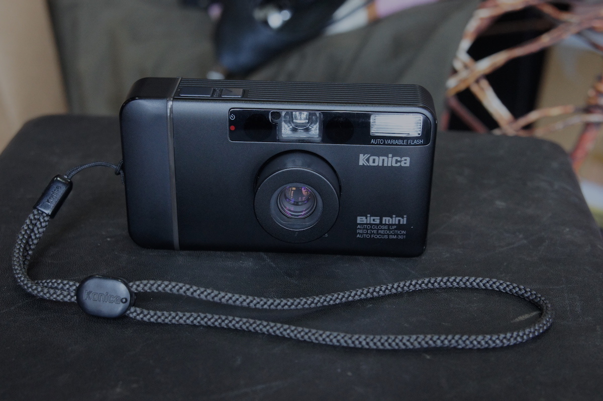 動作美品 KONICA Big mini BM-301 コンパクトフィルムカメラ コニカ 