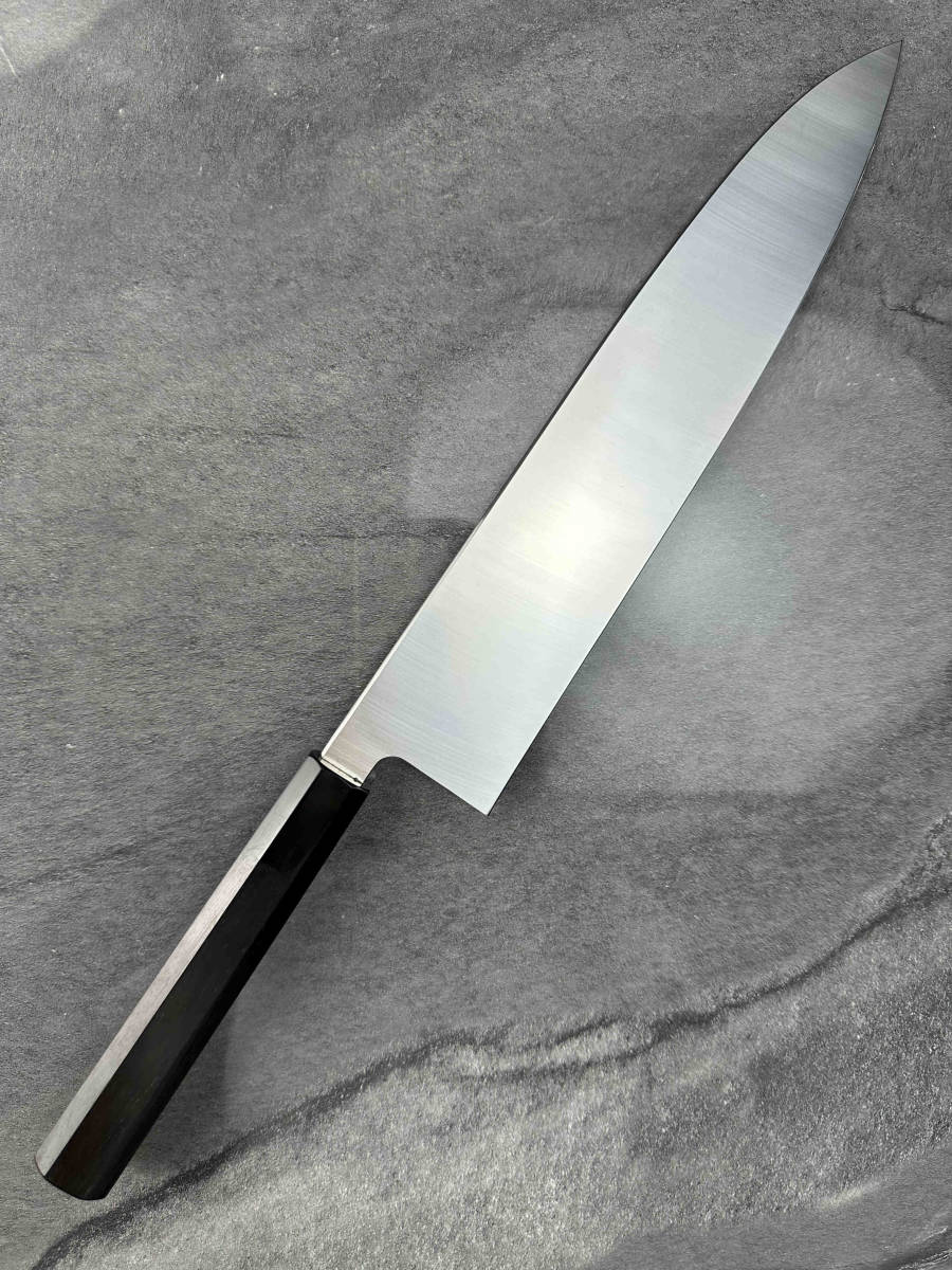 極美品 9寸 和牛刀 V金10号 大牛刀 刺身包丁 新品 真空焼き入れサブゼロ処理 和包丁 洋包丁 万能包丁 黒檀黒水牛八角柄