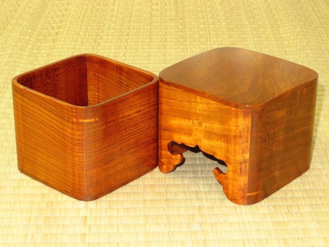 松浦清治作 将棋 | △松浦清治作島桑杢拭漆仕上四隅落将棋駒箱△桐共箱