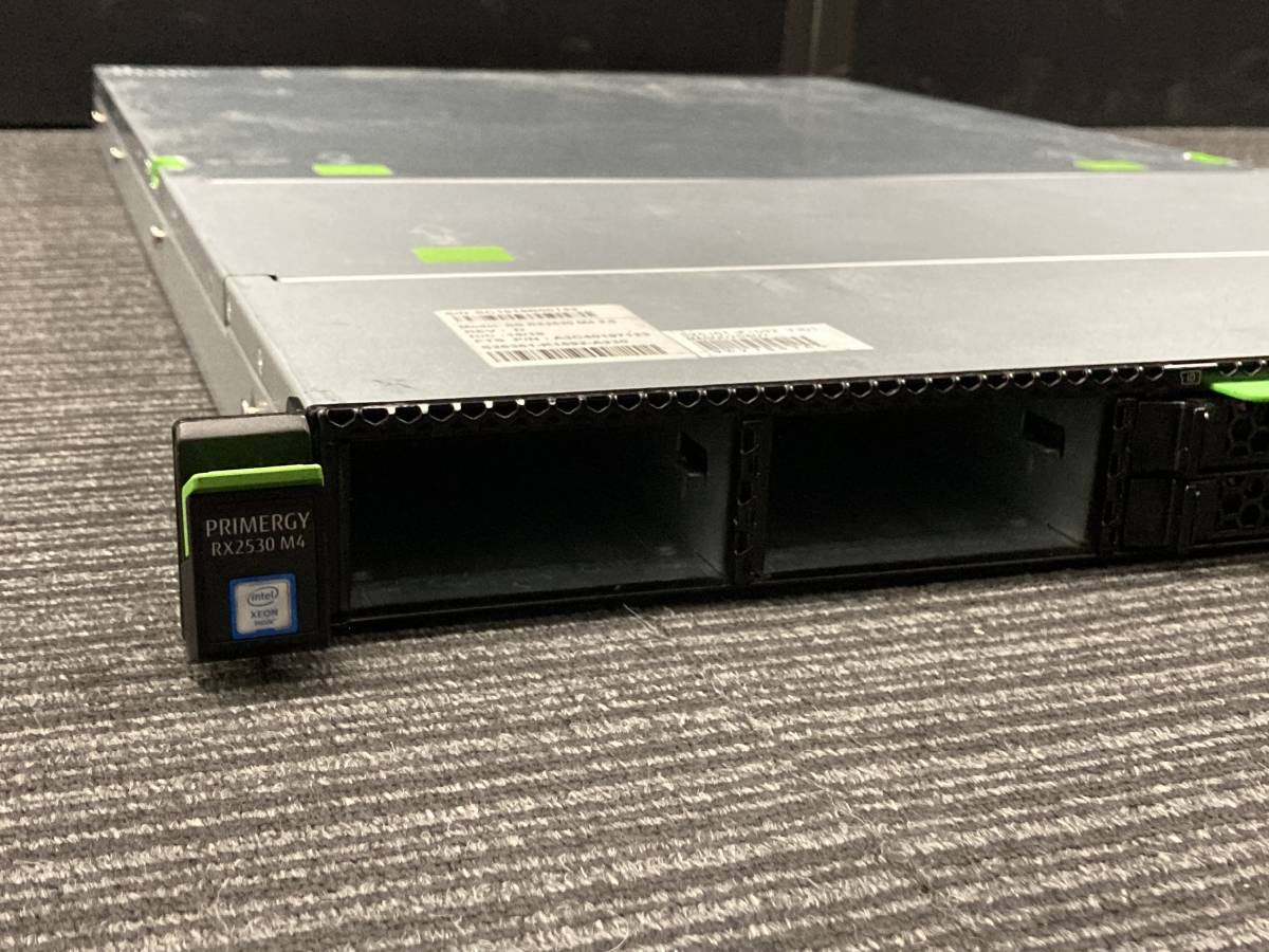富士通 Primergy RX2530 M4 1Uサーバ 、4コア Xeon Silver 4112 2.6GHz