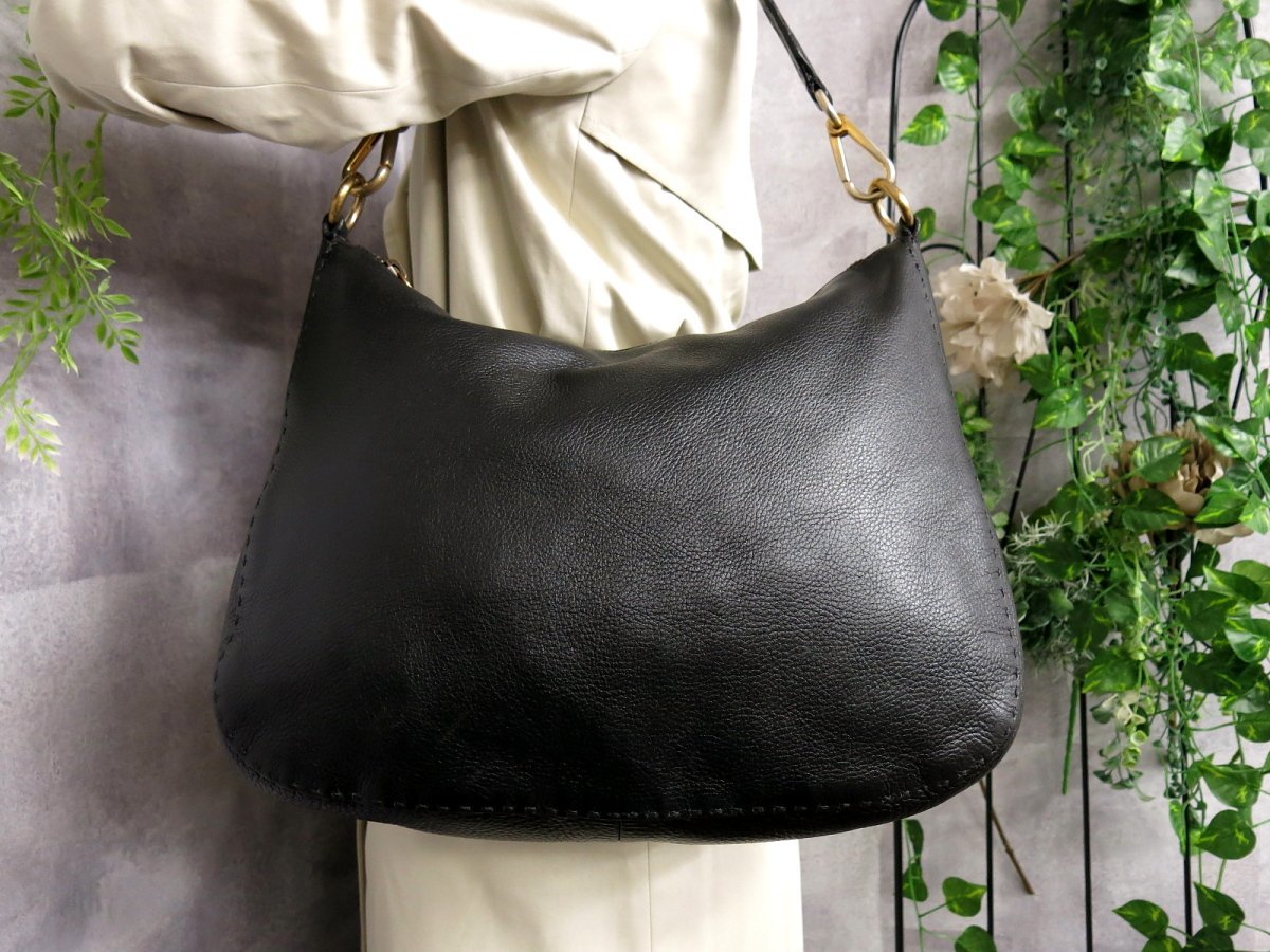 ○超美品○PRADA ナイロン プラダ プラダ○三角ロゴプレート○ポコノ