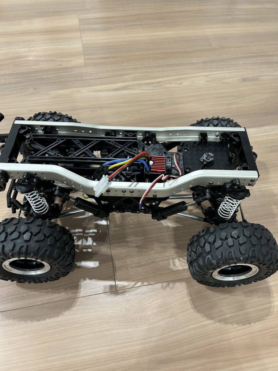 タミヤ 1/10RC メルセデス・ベンツ ウニモグ 406(CR-01）アンプ付 組立