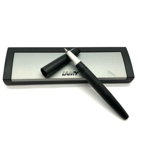 仙11 LAMY 2000 万年筆 ブラック シルバーカラー ラミー 太字 箱付き 筆記用具 文房具