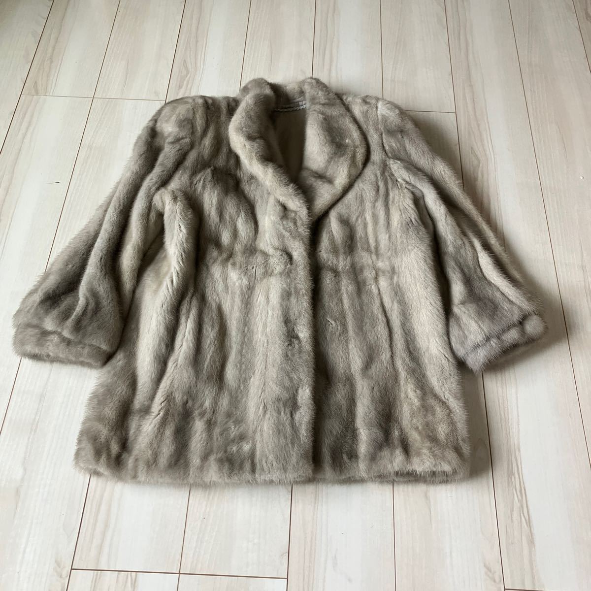 OSFUR／毛皮　コート　グレー系　中古品