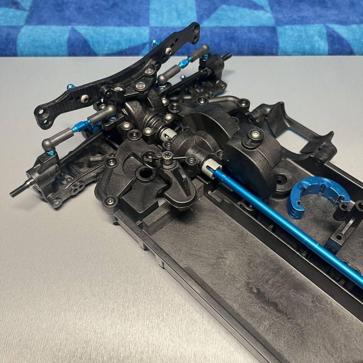 □□□タミヤ TB-04 PRO 2 シャーシ オプション付□□□中古・ジャンク