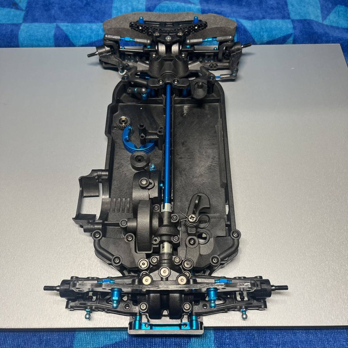 □□□タミヤ TB-04 PRO 2 シャーシ オプション付□□□中古・ジャンク