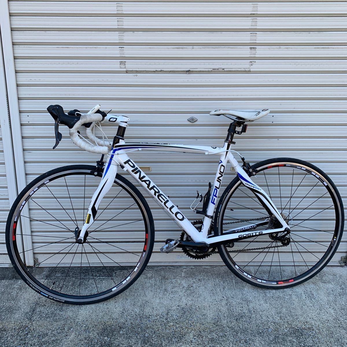 新春セール❗️ ピナレロ PINARELLO 6061T6 FPK1 ロードバイク 27インチ 白系 中古現状 1円〜ピナレロ PINARELLO 6061T6 FPK1 ロードバイク 27インチ 白系