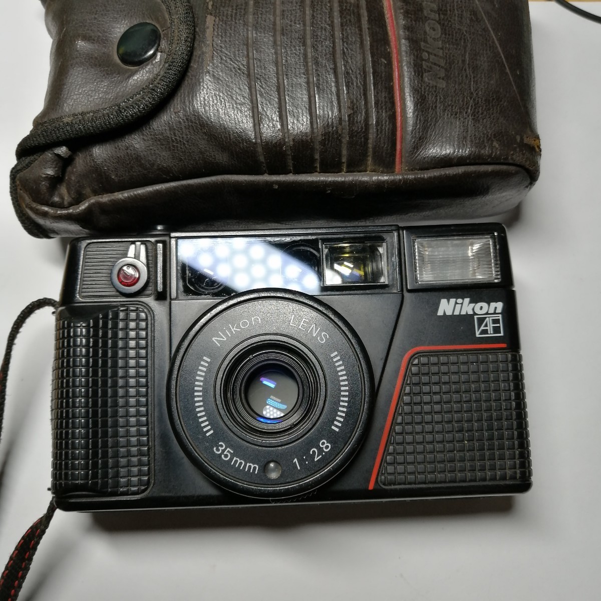 希少 完動美品 Nikon L35AF2 希少 完動美品 Nikon L35AF2 ピカイチ 186