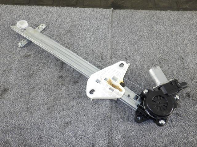 豊富な オデッセイ DBA-RC1 右Rドアレギュレータ モーター(サイド)｜売買されたオークション情報、yahooの商品情報をアーカイブ公開 - オークファン ホンダ用