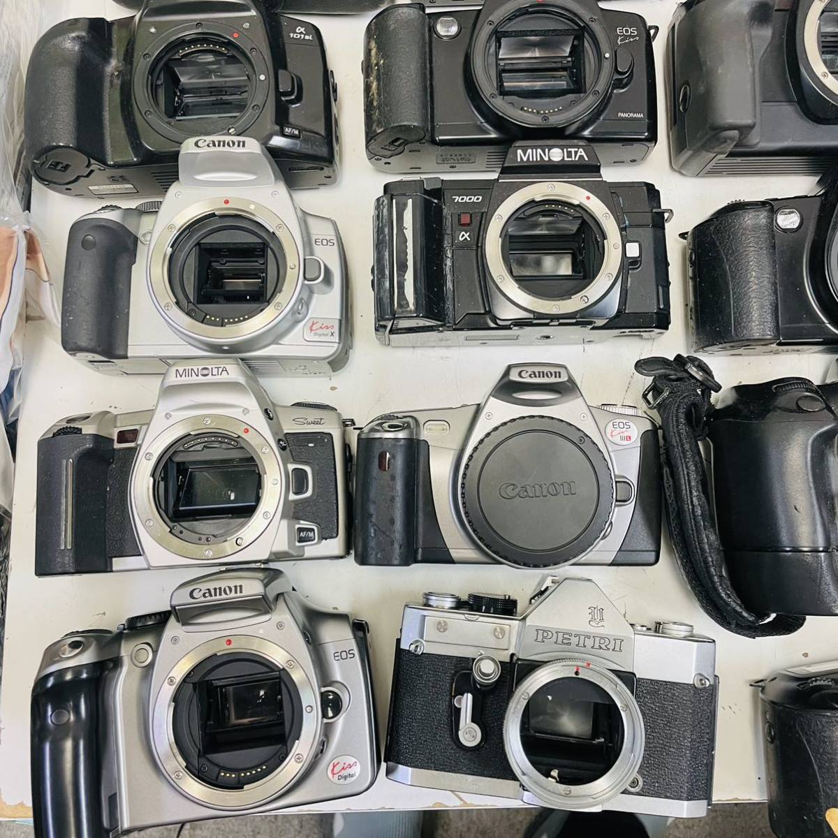 Canon ジャンク 一眼レフ Kiss AF35M などまとめて10点ジャンク(I017