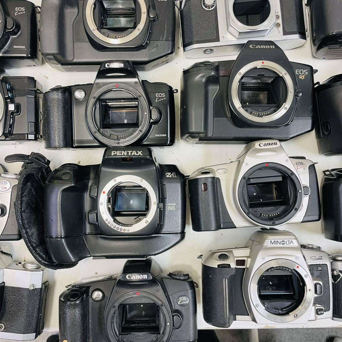 Canon ジャンク 一眼レフ Kiss AF35M などまとめて10点ジャンク(I017