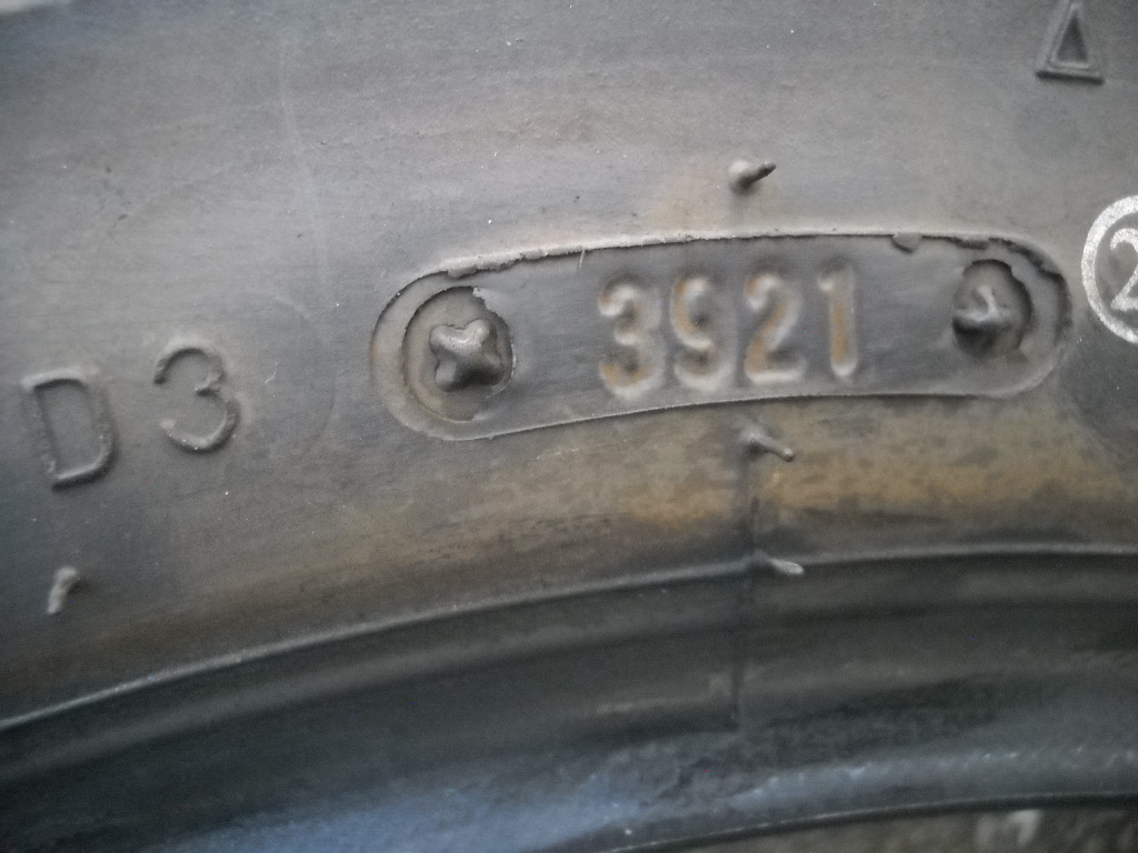 ★山残多 JF28 PCX125/150 Shモード 2021製 タイヤ DURO 後輪用 100/90-14 T/L リア タイヤ★_6