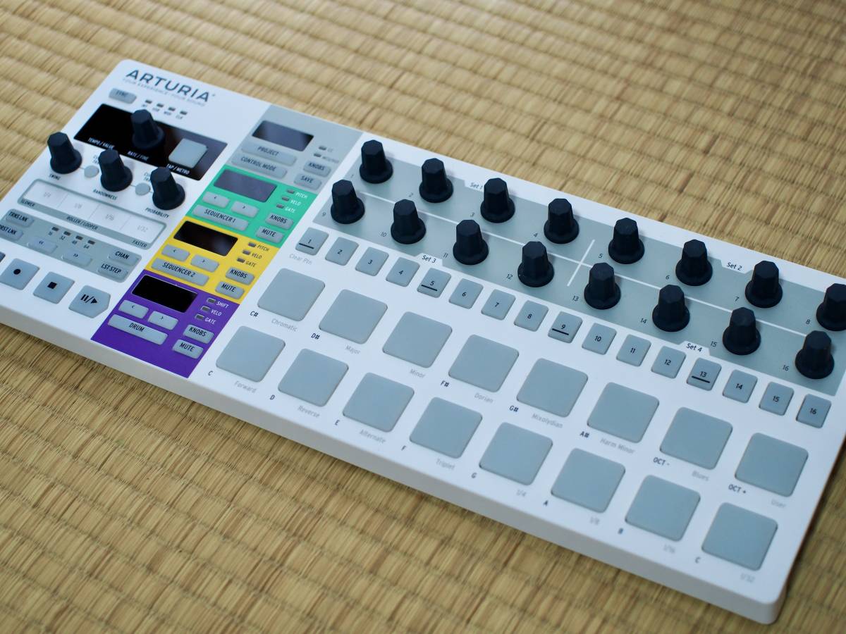 Arturia Beatstep Pro （アートリア） 【公式通販】