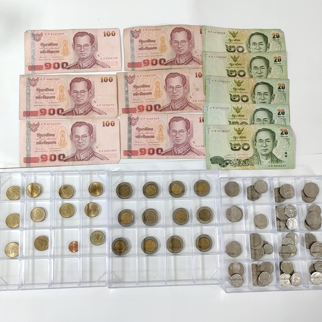 Yahoo!オークション タイバーツ 【紙幣11枚＋コイン350ｇセット】 THB （100×6枚 20