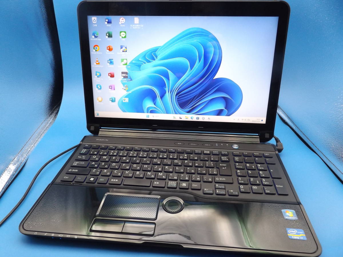 新品SSD512GB【Core i7】Win11最新Ver.23H2☆富士通LIFEBOOK/AH56/E 