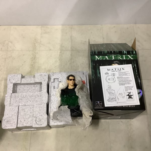 1円〜 ジェントルジャイアント マトリックス ミニバスト スタチュー モーフィアス ネオ ライトアップVer. 他