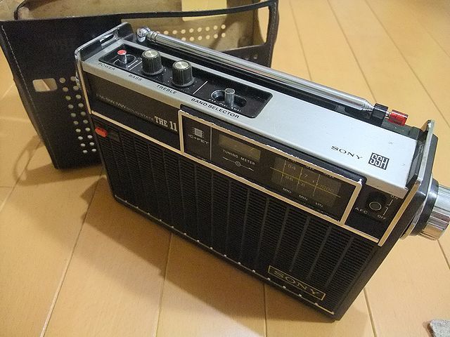 SONY ソニー ラジオ SSH FM SW MW FM WIRELESS MIC THE11D レトロ