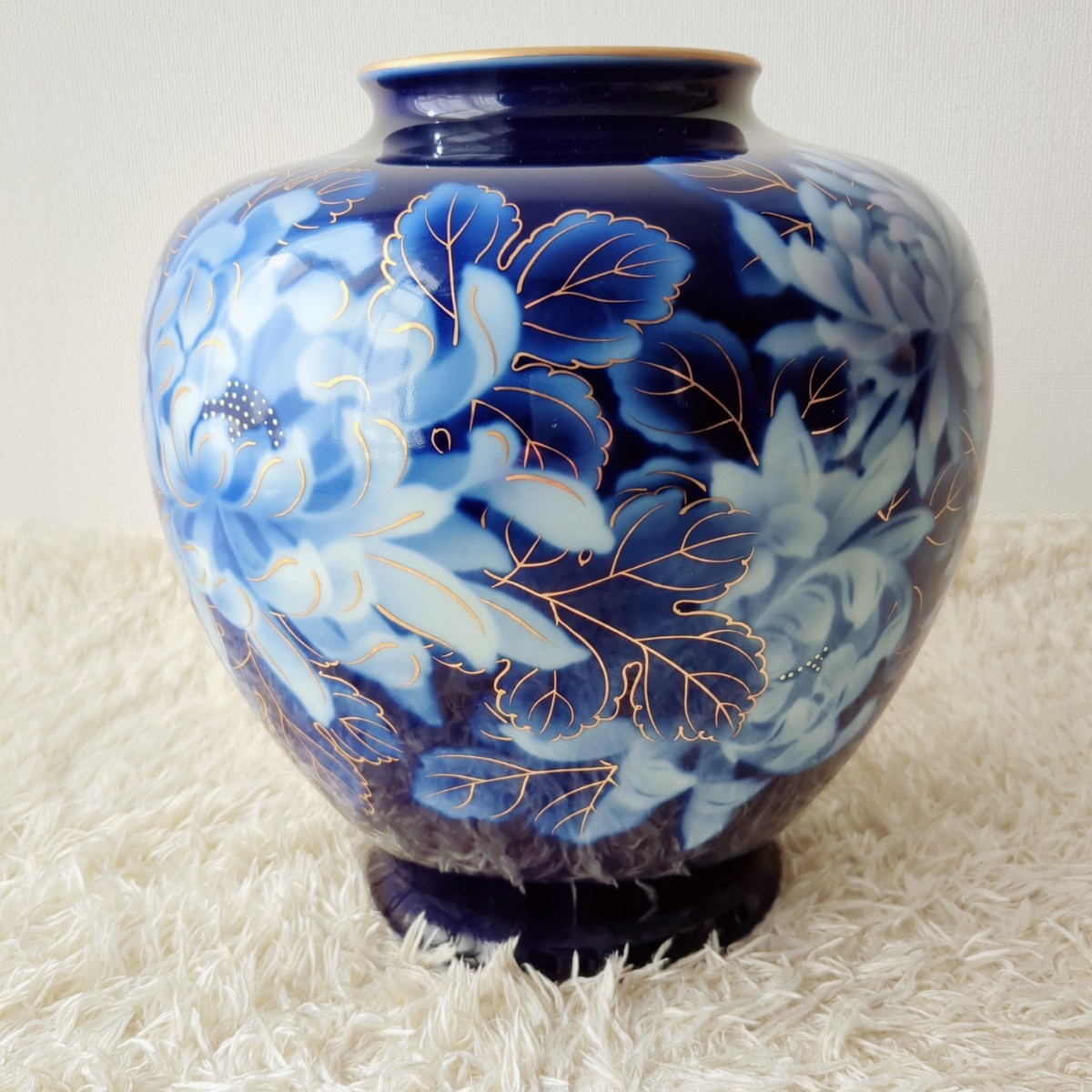 美品 深川製磁 有田焼 全面瑠璃菊染付 ルリ菊 花生 壺 花器