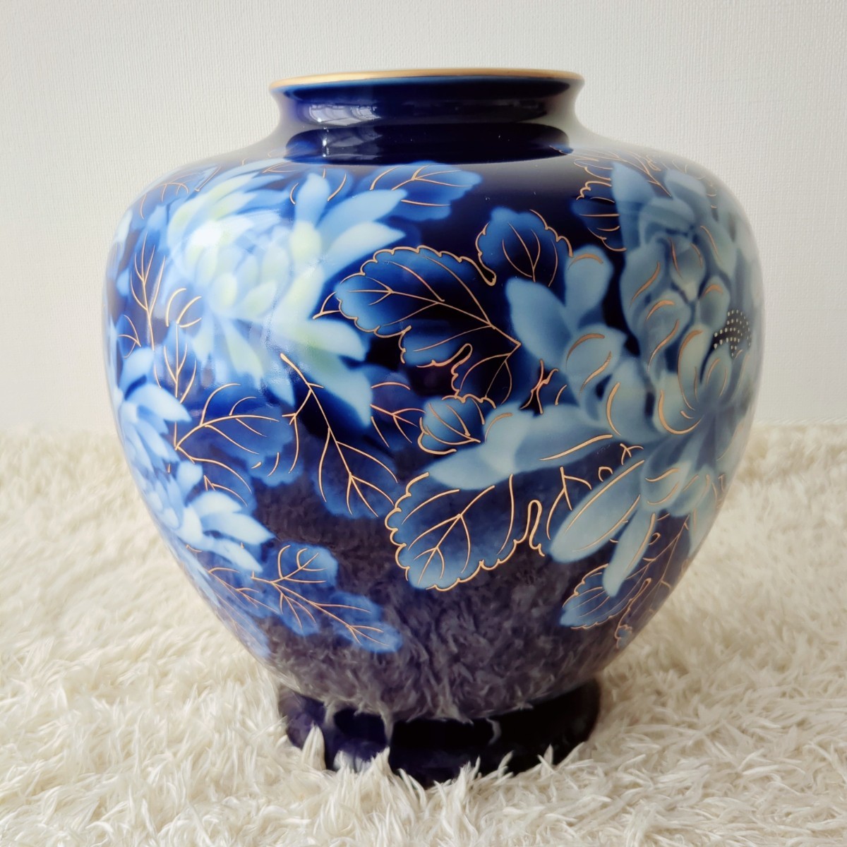 美品 深川製磁 有田焼 全面瑠璃菊染付 ルリ菊 花生 壺 花器
