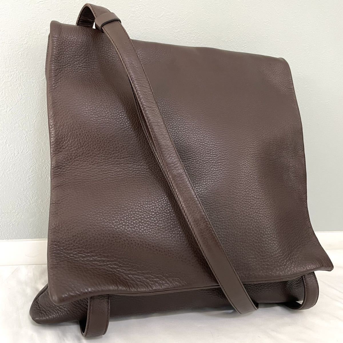 BOTTEGA VENETA / ボッテガヴェネタ 【希少 美品】オールレザー メッセンジャー ショルダーバッグ メンズ 大容量 ビジネス 斜掛け