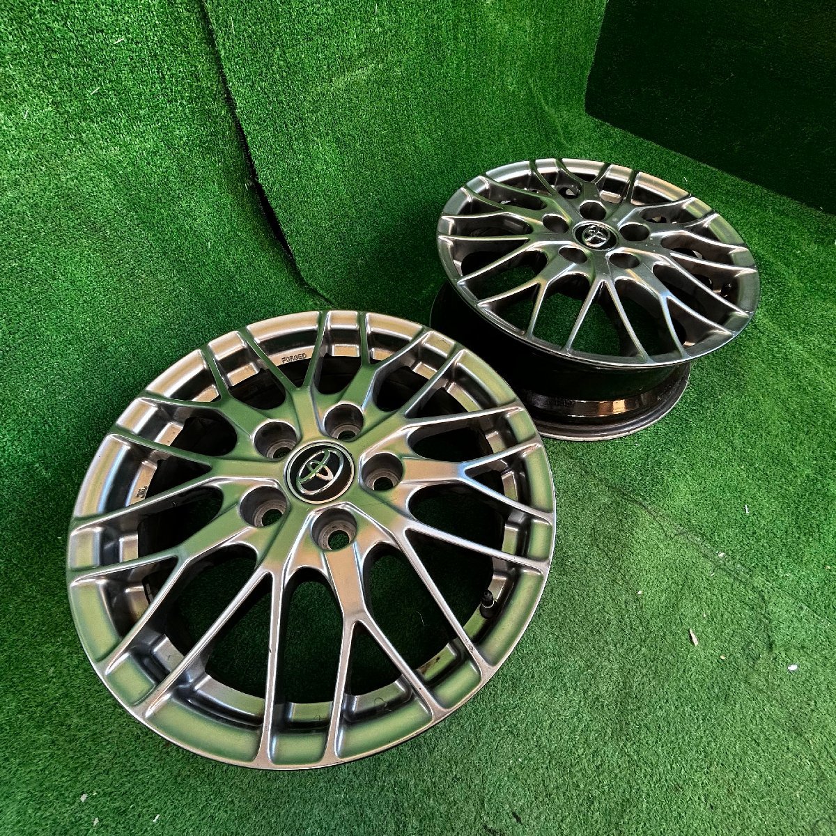 16×6j 5h ＋50 114.3 トヨタ ノア ヴォクシー 80系 純正 オプション