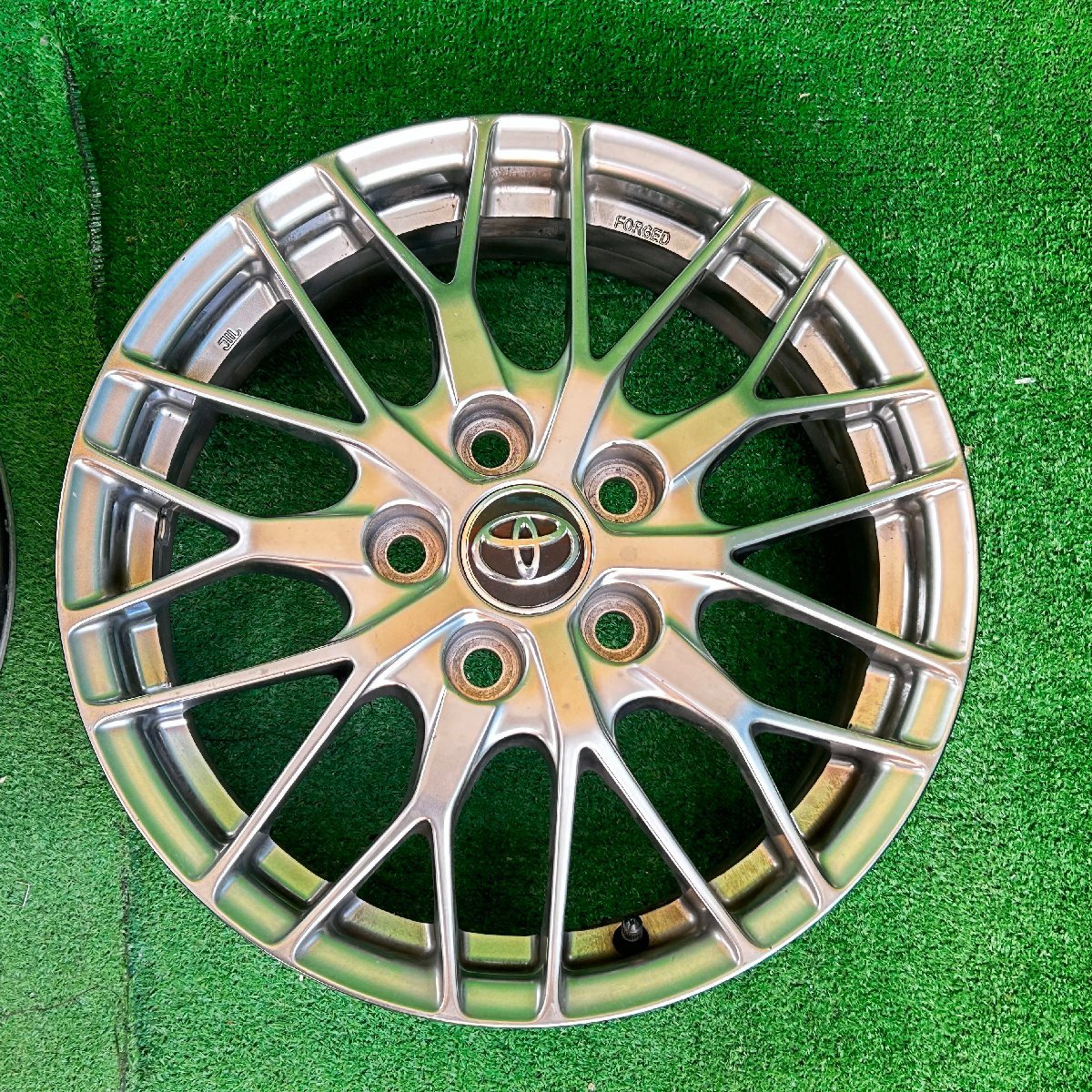 16×6j 5h ＋50 114.3 トヨタ ノア ヴォクシー 80系 純正 オプション