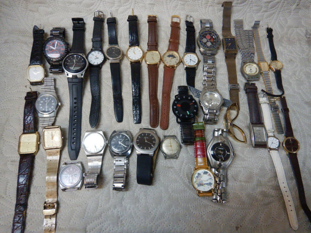 腕時計　カシオ　シチズン　セイコー　SEIKO　GUESS　など　３０本　まとめて　時計　