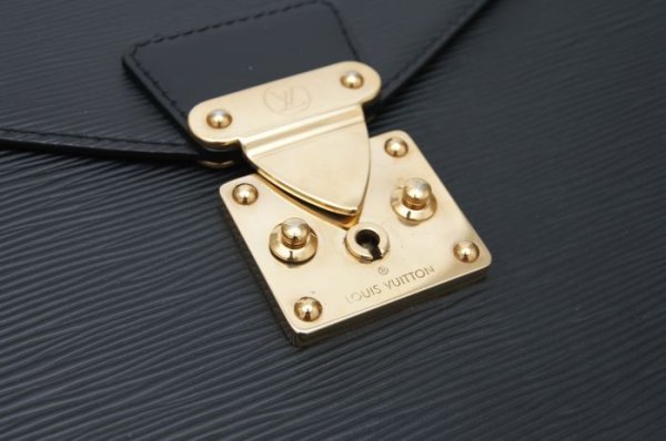 極美品】 ルイヴィトン Louis Vuitton エピ セルヴィエット コンセイエ