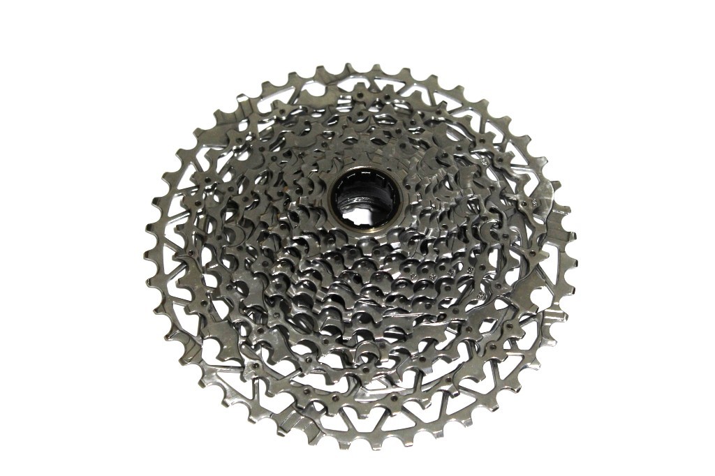 □SRAM XPLR CS XG 1251 D1 10-44T 12s スラム エクスプロア