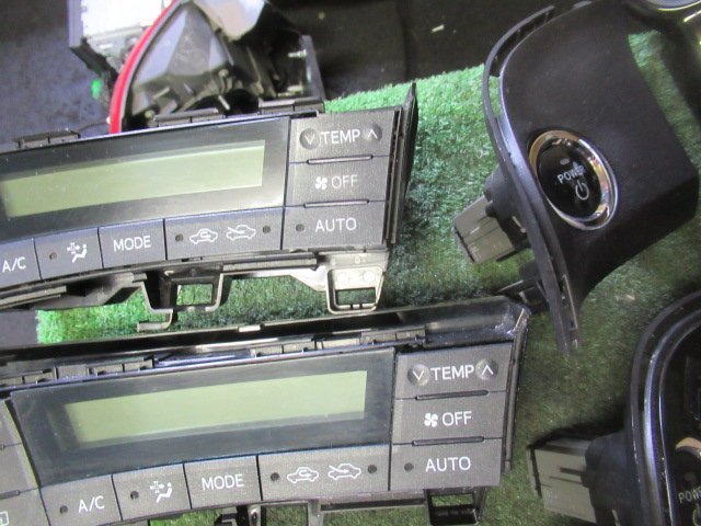 A03264-D)プリウス（ZVW30）前期型☆純正☆エアコンスイッチ☆シフト