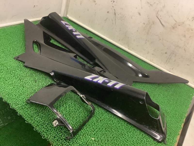 ZZ-R 1100 な ZXT10C テールカウル 必見 (160) K12-1139 SM ZZ-R 1100 な