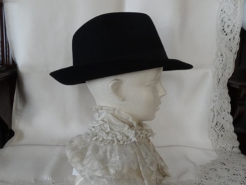 Grace 中古 (ほぼ未使用) イギリス製 老舗 フェイルスワース (Failsworth) ウール100% ブラック 中折れハット (裏地付き) 頭周り59cm 美品