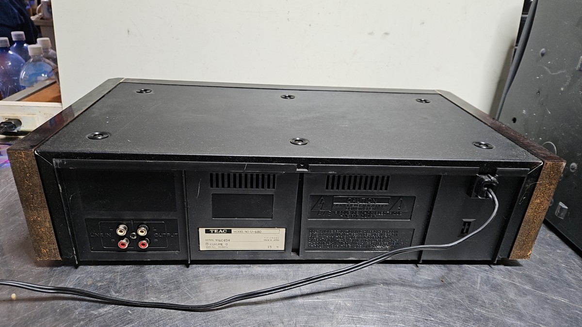 TEAC V-680 3ヘッド　テレオカセットデッキ　動作品！ TEAC V-680 カセットデッキ テープ再生OK TEAC カセットデッキ V-680
