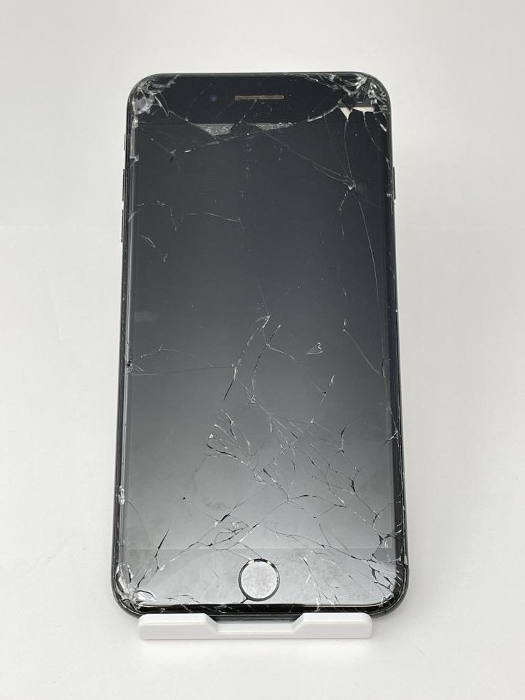 SU66【ジャンク品】 iPhone7 Plus 128GB docomo ジェットブラック