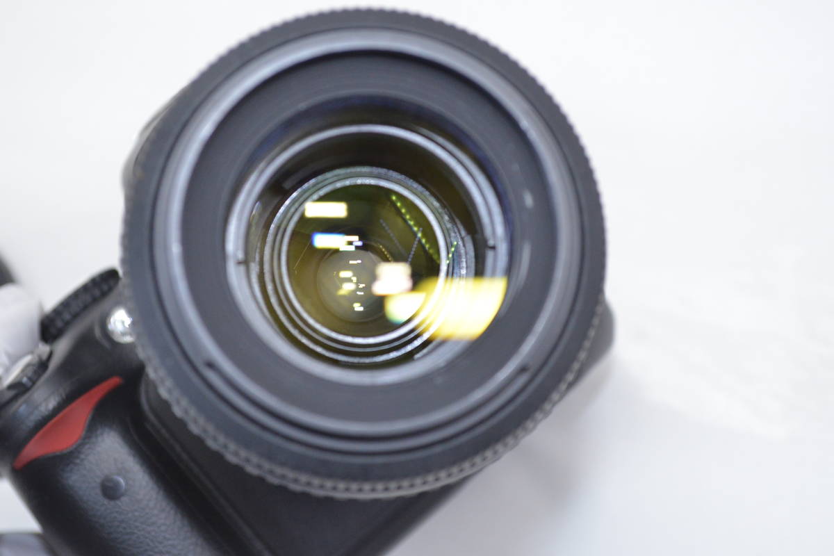 Nikon D5000 55-200mm AF-S VR NIKKOR DX 18-55mm with Lens ニコン