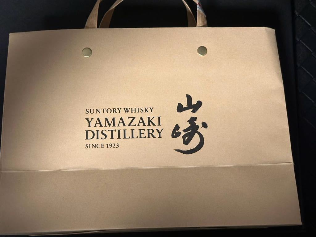 山崎蒸溜所限定300ml白州蒸溜所限定300ml各3本、グラス2個セット