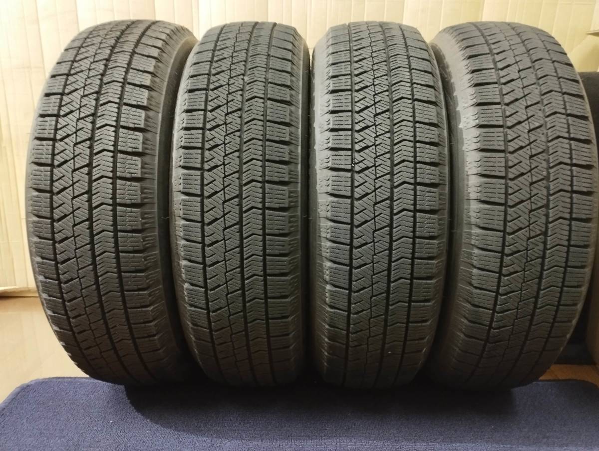 新古品 スタッドレスタイヤ4本セット！165/60R15 緩く ブリヂストン①