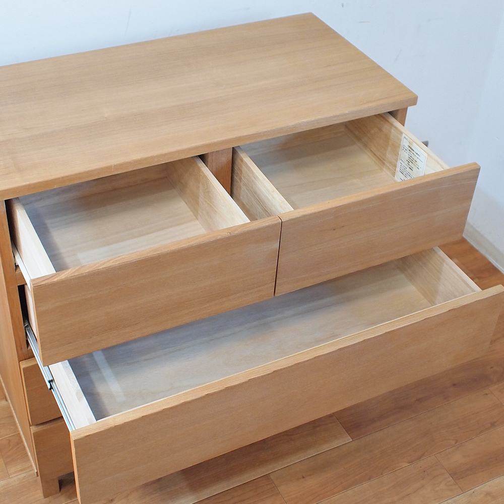 【廃番】【希少】無印良品 タモ材 チェスト 4段ワイド タンス 無印良品/MUJI 廃盤希少 タモ材 4段チェスト 脚付き 北欧スタイル