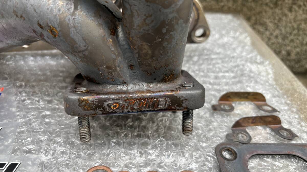 ＴＯＭＥＩ　エキゾーストマニホールド　S15 シルビア　中古品　要補修_2