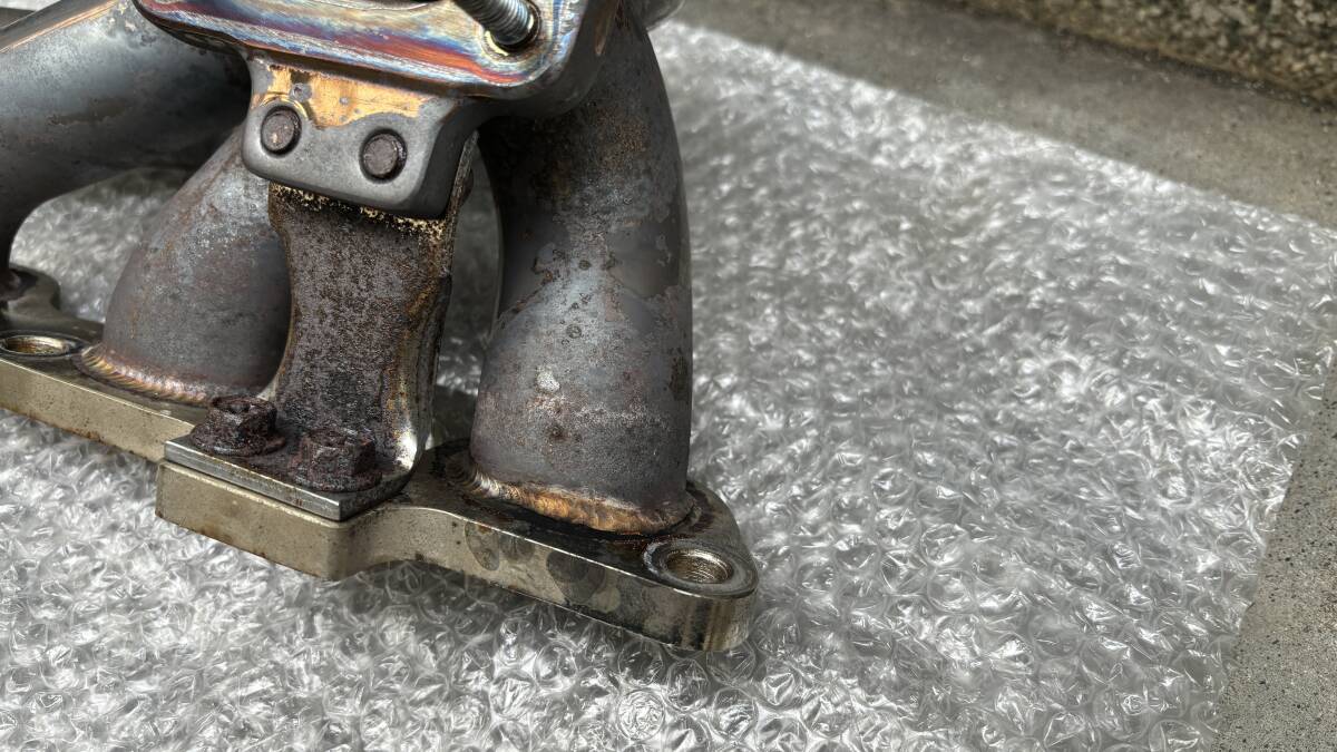 ＴＯＭＥＩ　エキゾーストマニホールド　S15 シルビア　中古品　要補修_3